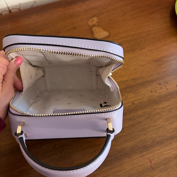 Kate Spade Leather Daisy Crossbody Color Lavender New Without Tags Never Used - Picture 2 of 6